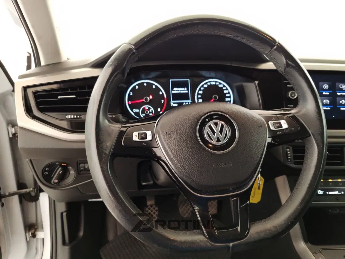 Volkswagen Polo usata a Massa-Carrara (14)