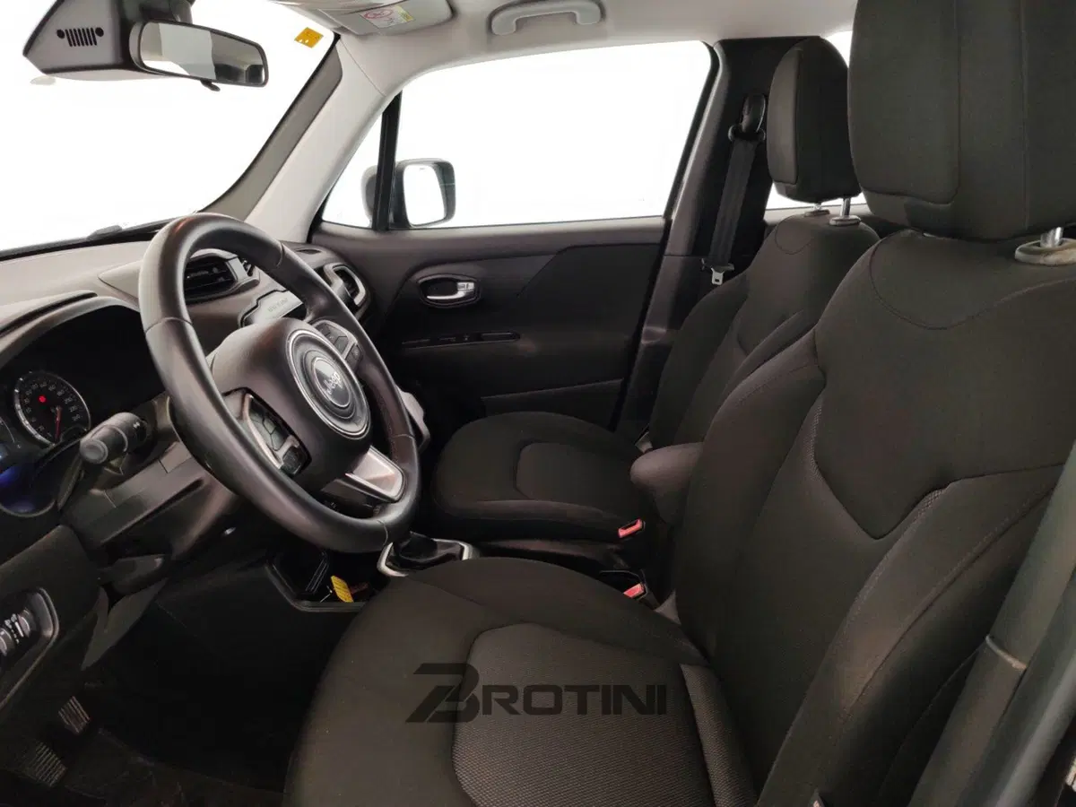 Jeep Renegade usata a Massa-Carrara (7)