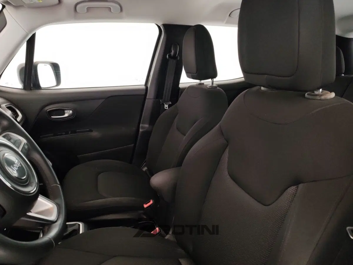 Jeep Renegade usata a Massa-Carrara (9)