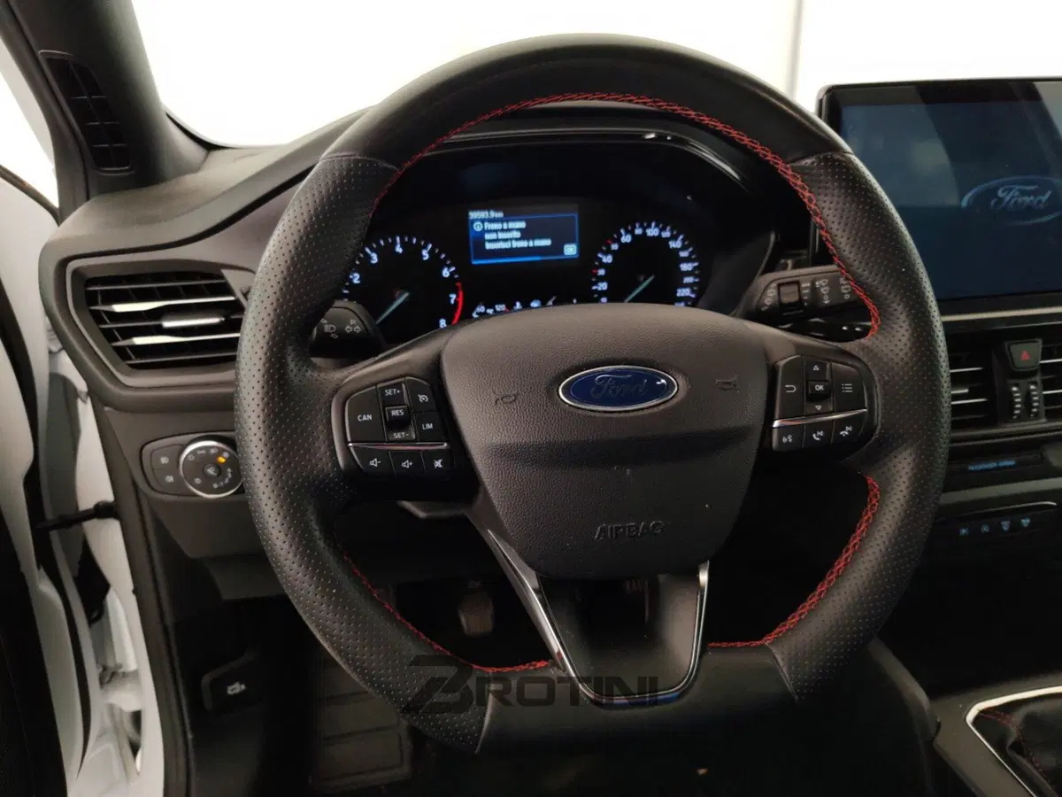 Ford Focus usata a Massa-Carrara (13)