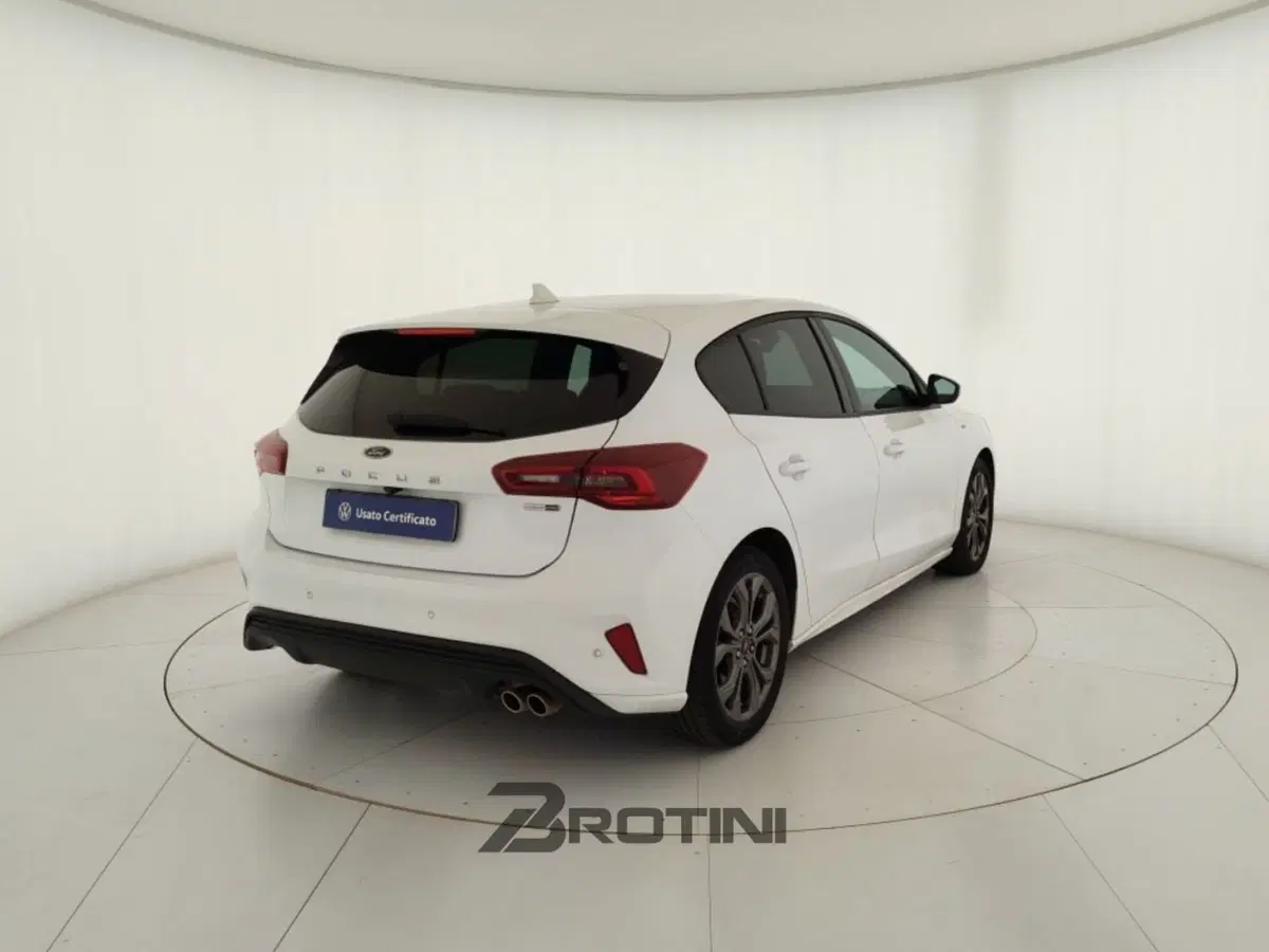 Ford Focus usata a Massa-Carrara (3)