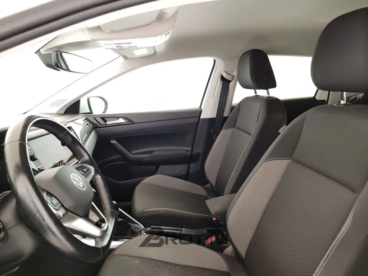 Volkswagen Taigo usata a Massa-Carrara (7)