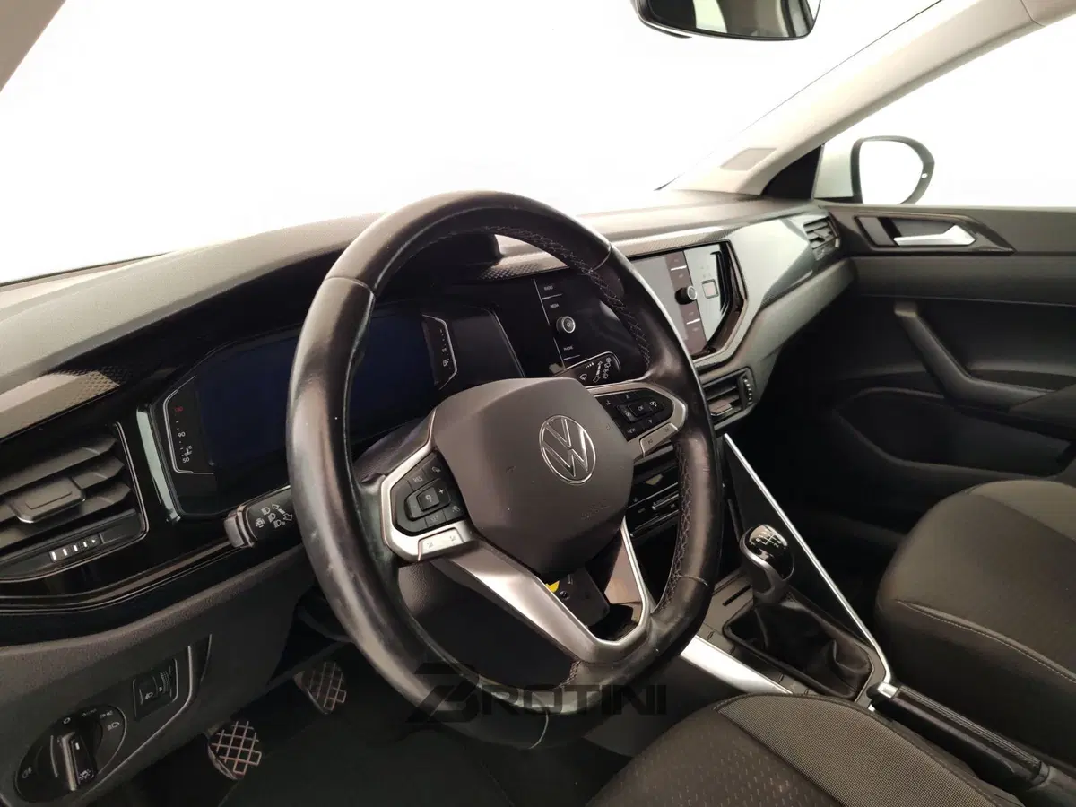 Volkswagen Taigo usata a Massa-Carrara (8)
