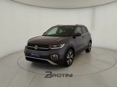Volkswagen T-Cross 1.0 TSI 110 CV DSG Advanced del 2023 usata a Massa