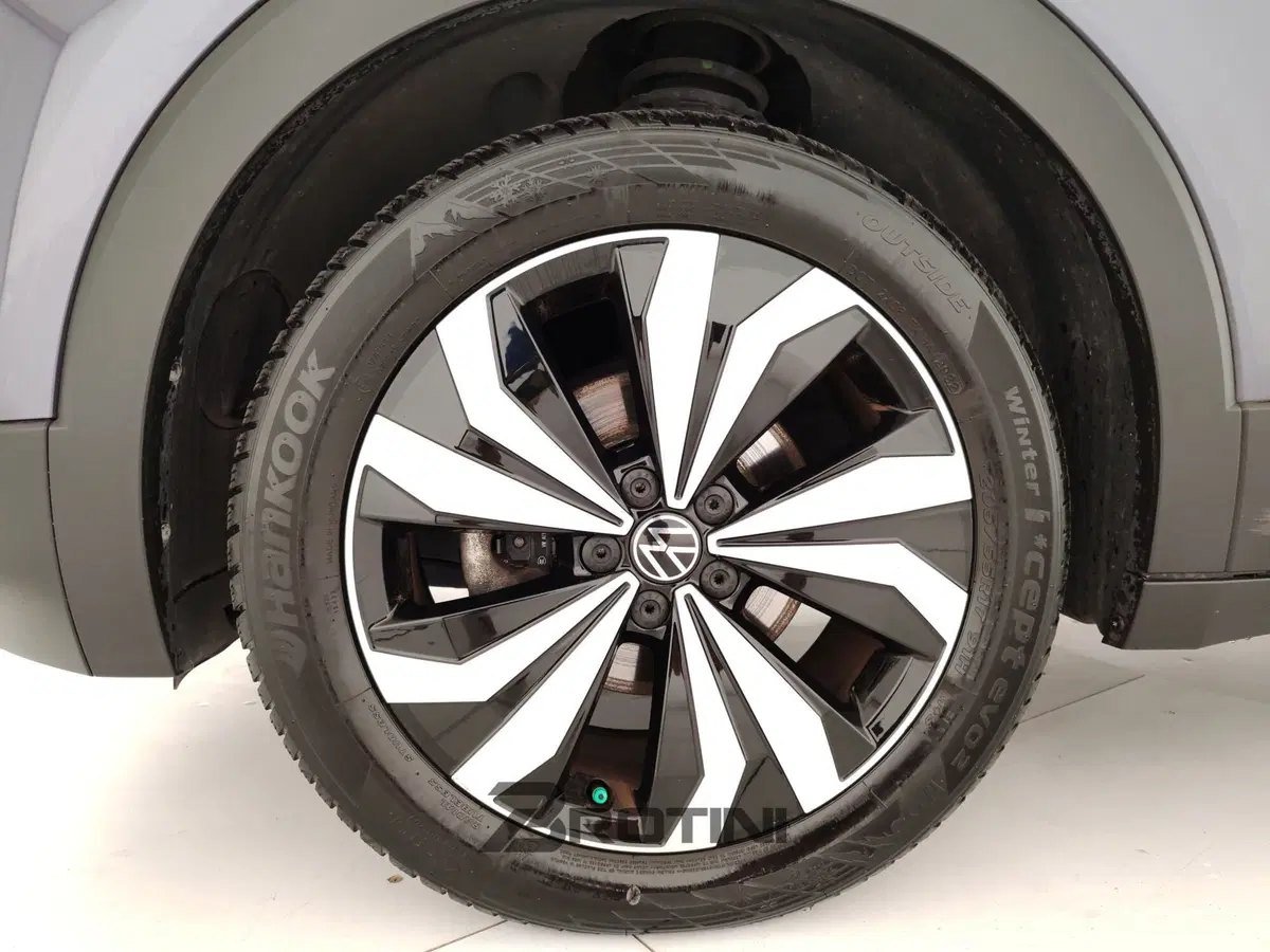 Volkswagen T-Cross usata a Massa-Carrara (6)