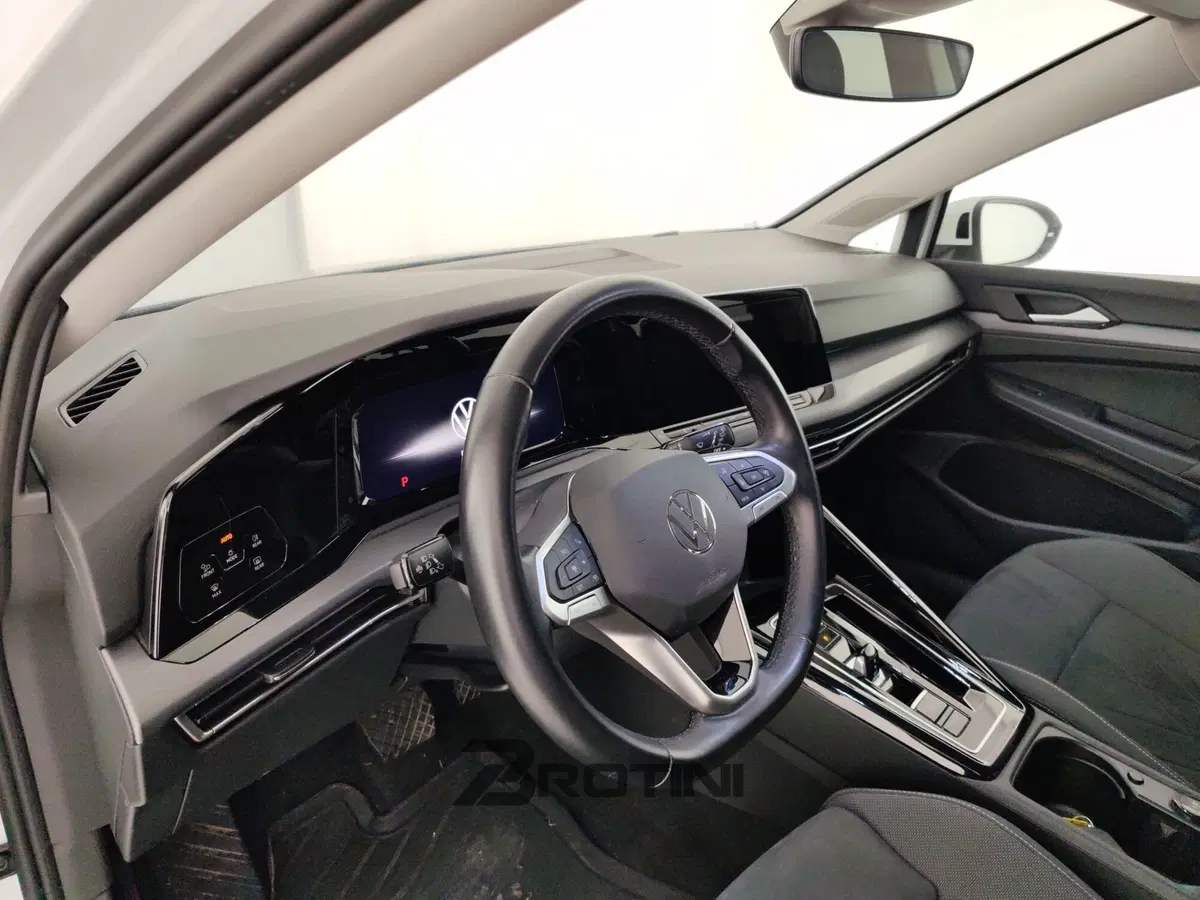 Volkswagen Golf usata a Massa-Carrara (8)