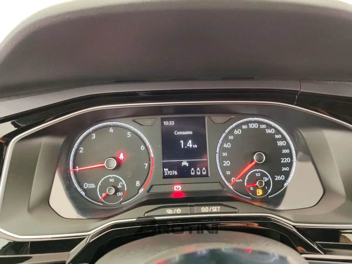Volkswagen Polo usata a Massa-Carrara (11)