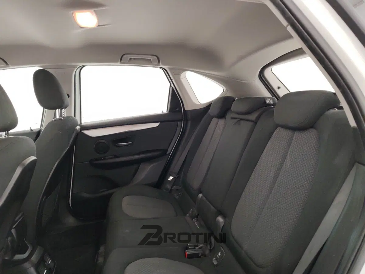 BMW Serie 2 Active Tourer usata a Massa-Carrara (10)
