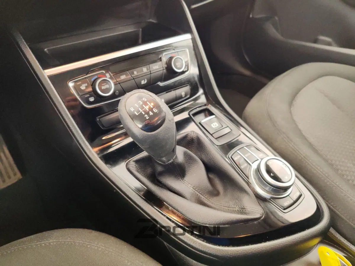 BMW Serie 2 Active Tourer usata a Massa-Carrara (11)