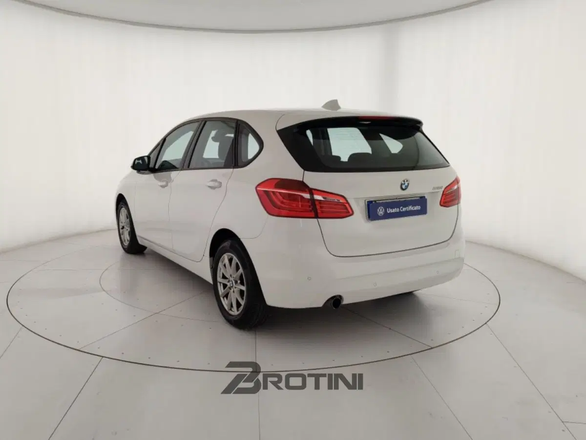 BMW Serie 2 Active Tourer usata a Massa-Carrara (2)