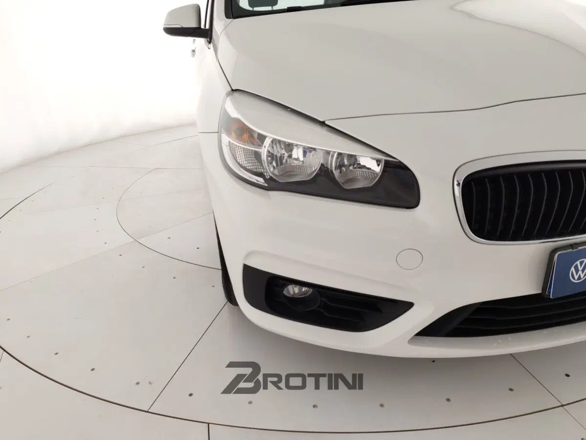 BMW Serie 2 Active Tourer usata a Massa-Carrara (5)