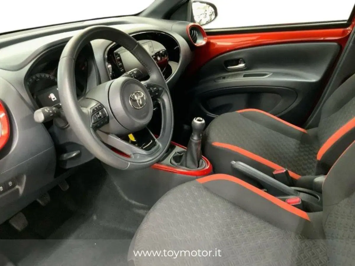 Toyota Aygo X usata a Perugia (8)