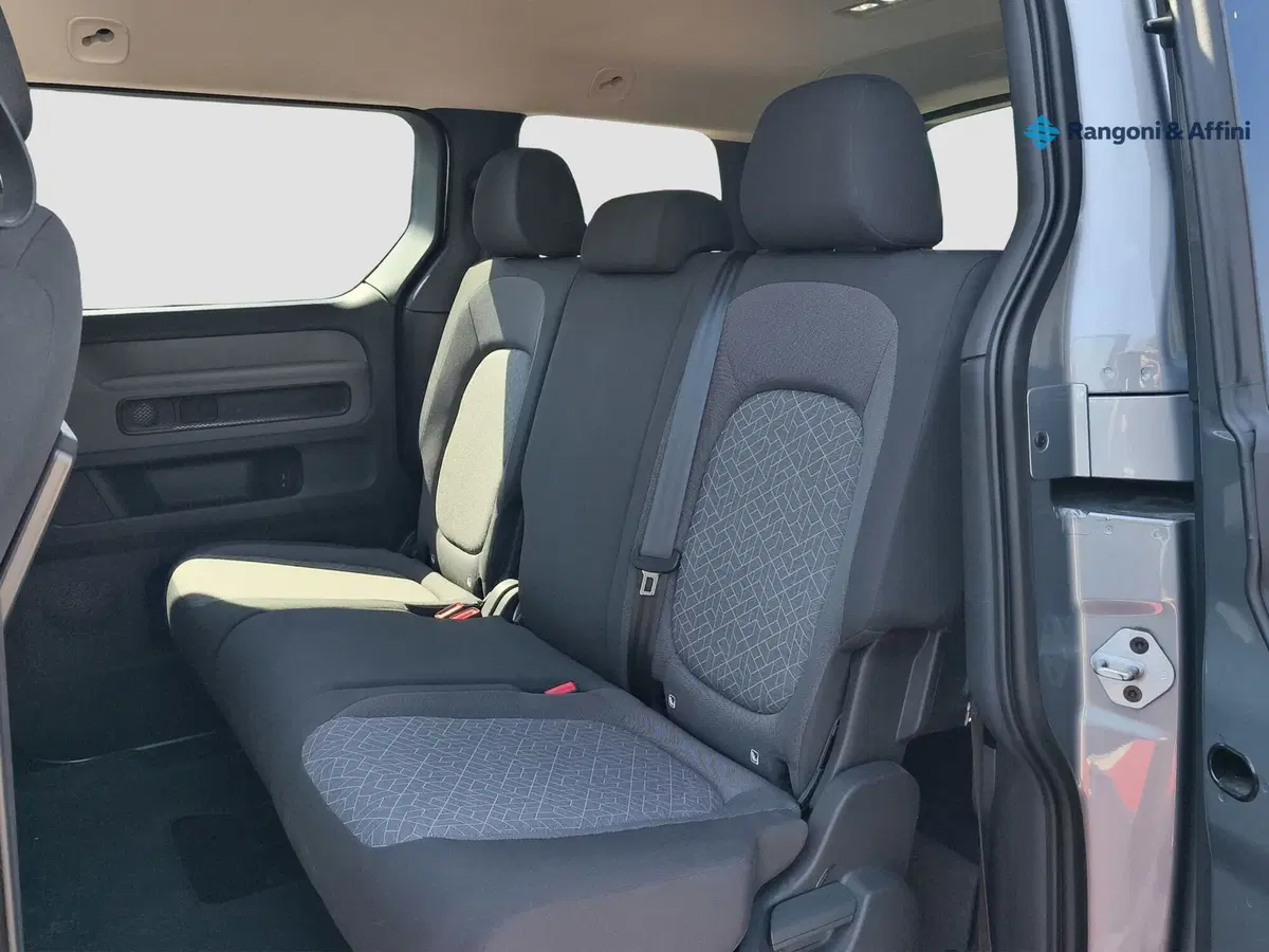 Volkswagen ID.Buzz usata a Brescia (11)