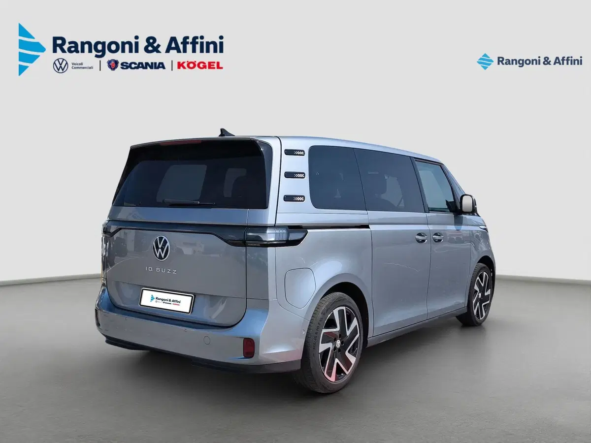 Volkswagen ID.Buzz usata a Brescia (6)