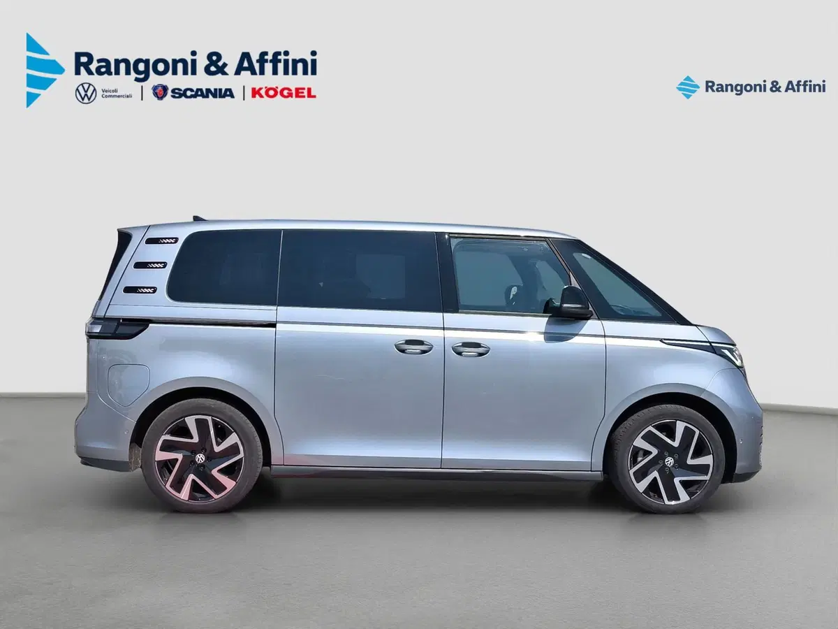 Volkswagen ID.Buzz usata a Brescia (7)