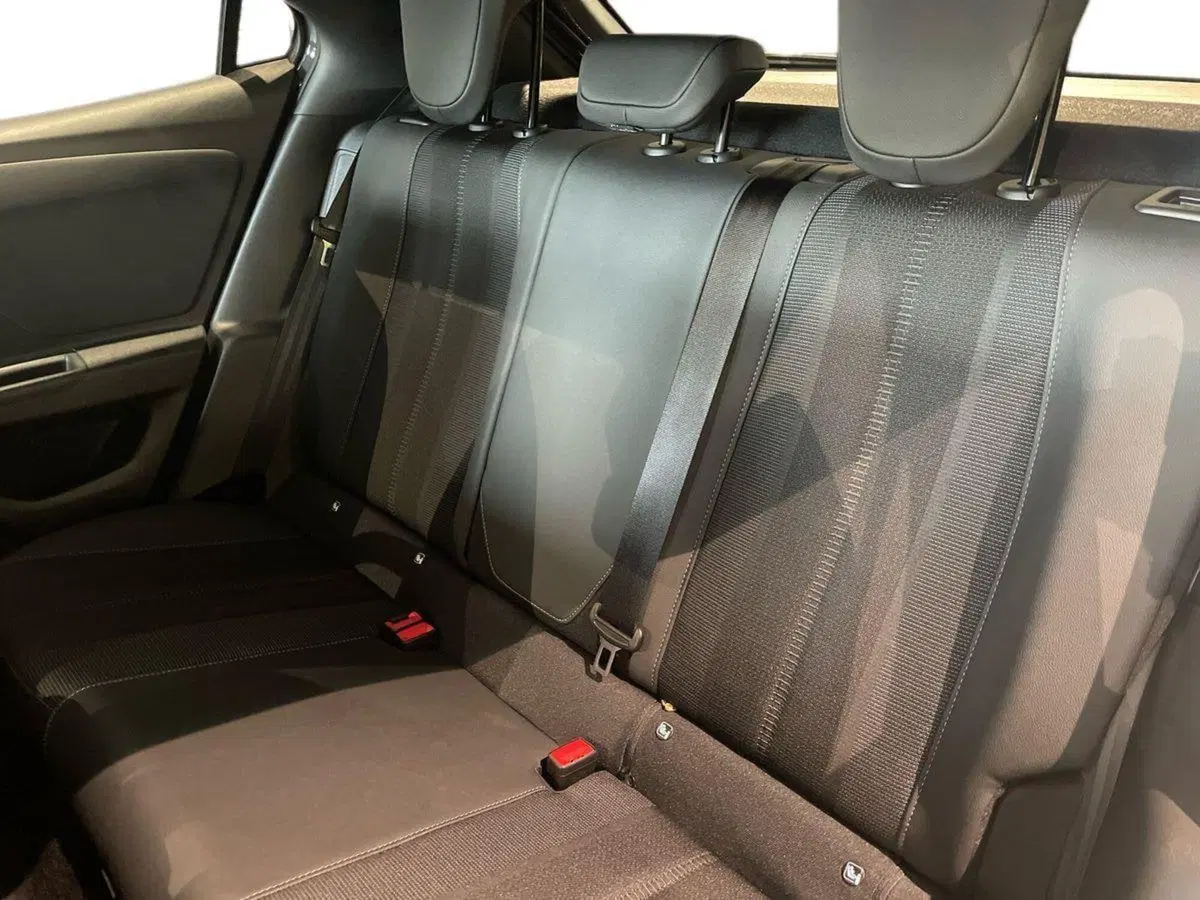 Opel Mokka nuova a Salerno (14)