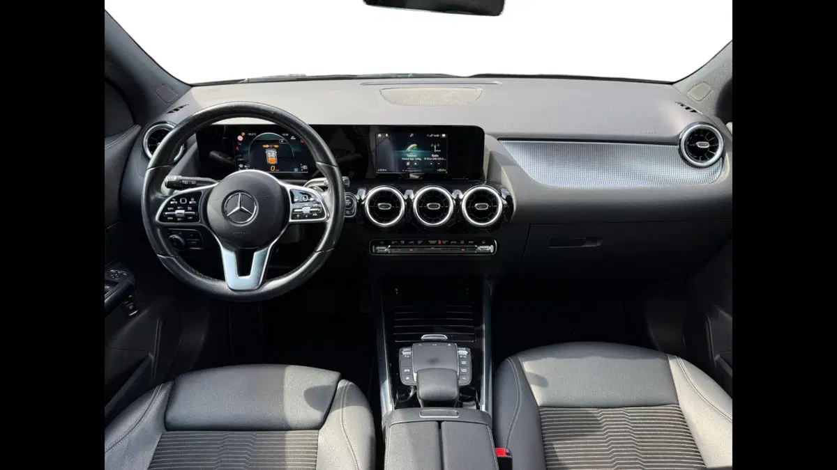 Mercedes-Benz GLA SUV usata a Palermo (12)