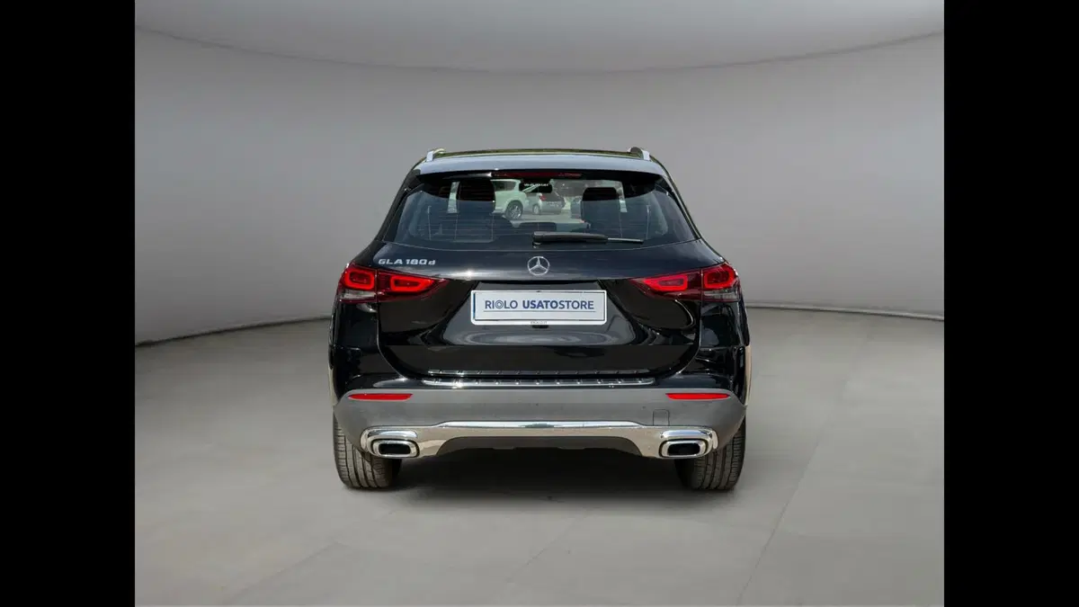 Mercedes-Benz GLA SUV usata a Palermo (5)