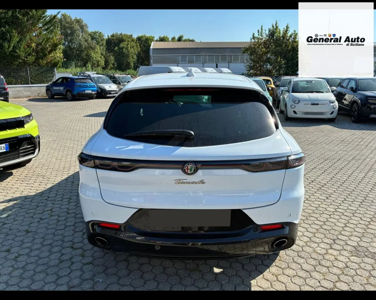 Alfa Romeo Tonale usata a Lucca (5)