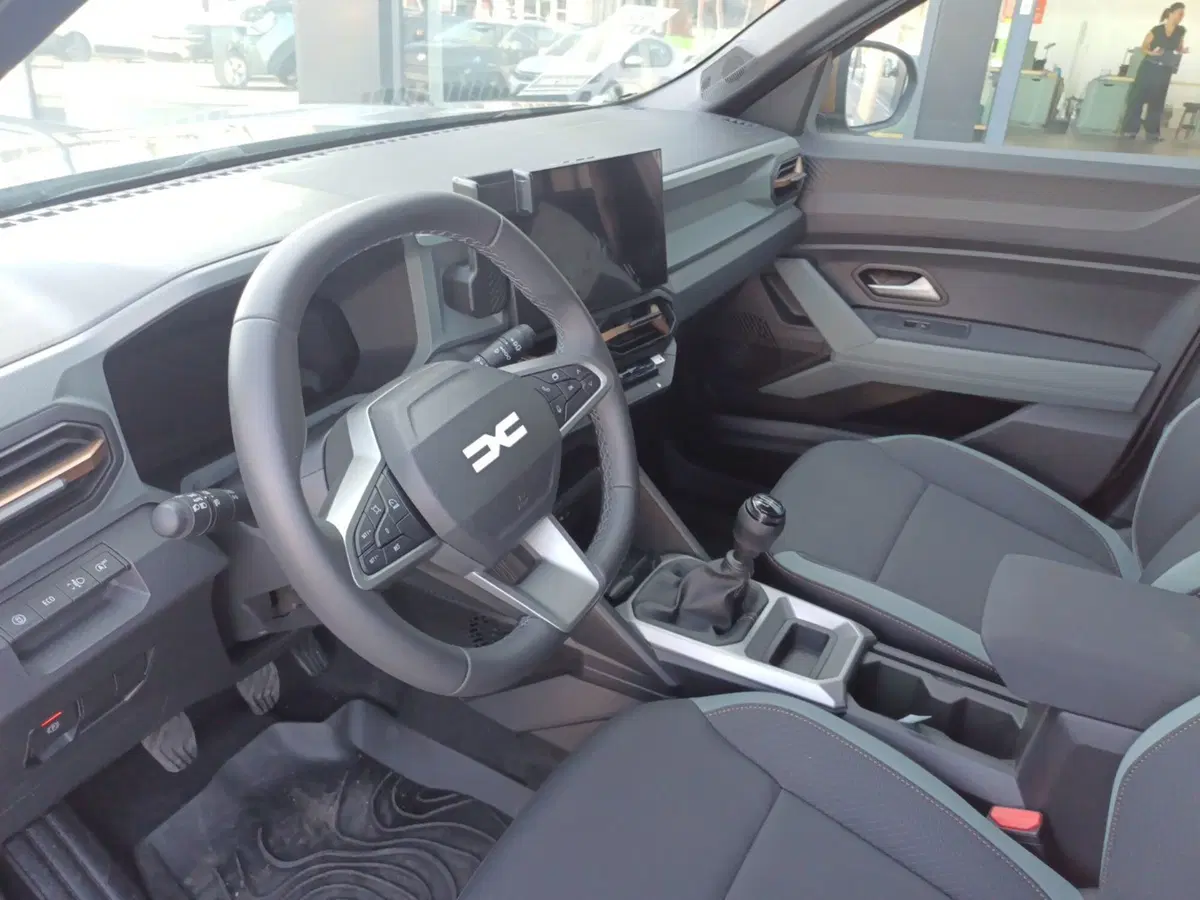 Dacia Bigster usata a Frosinone (10)