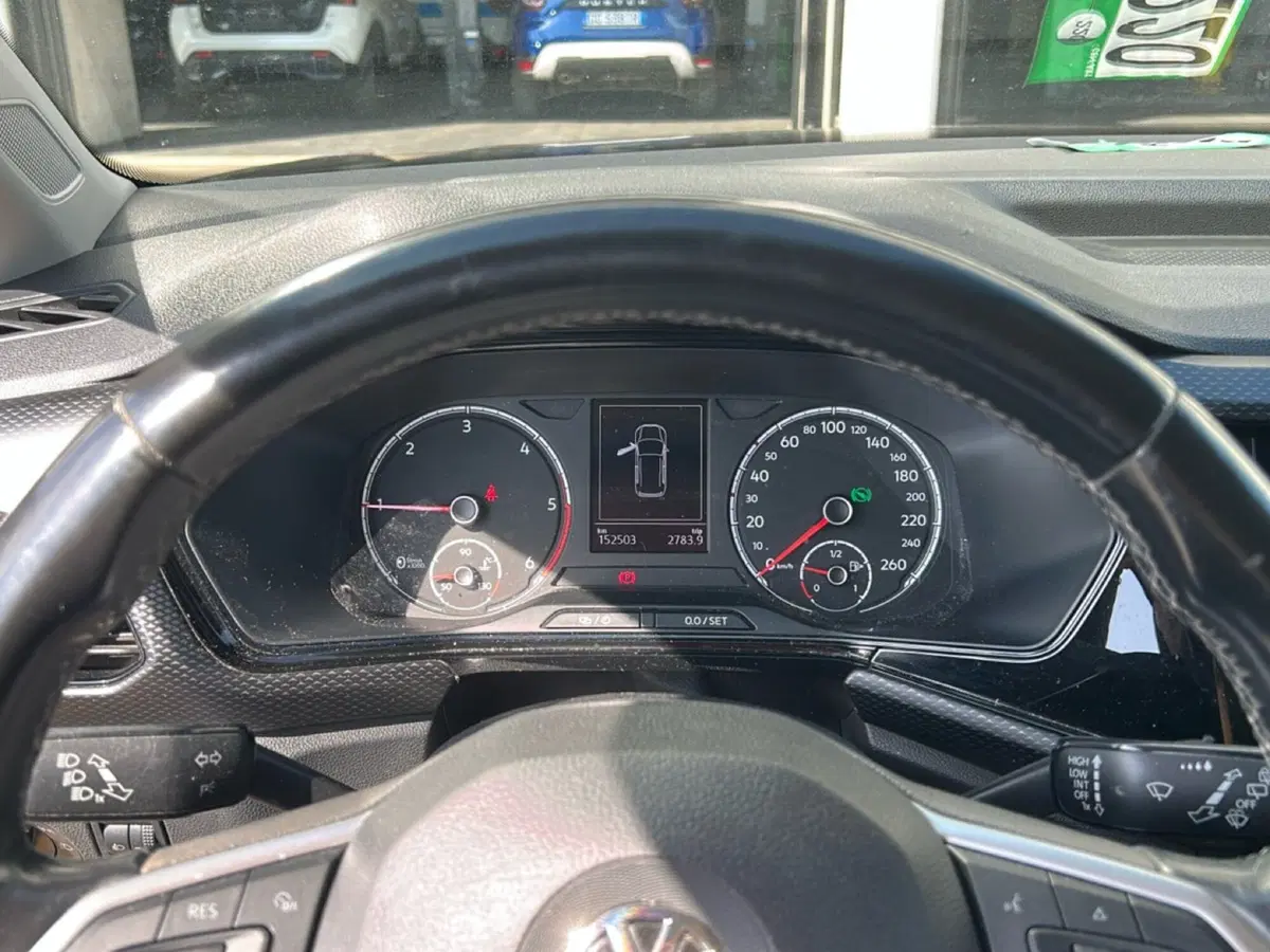 Volkswagen T-Cross usata a Roma (14)