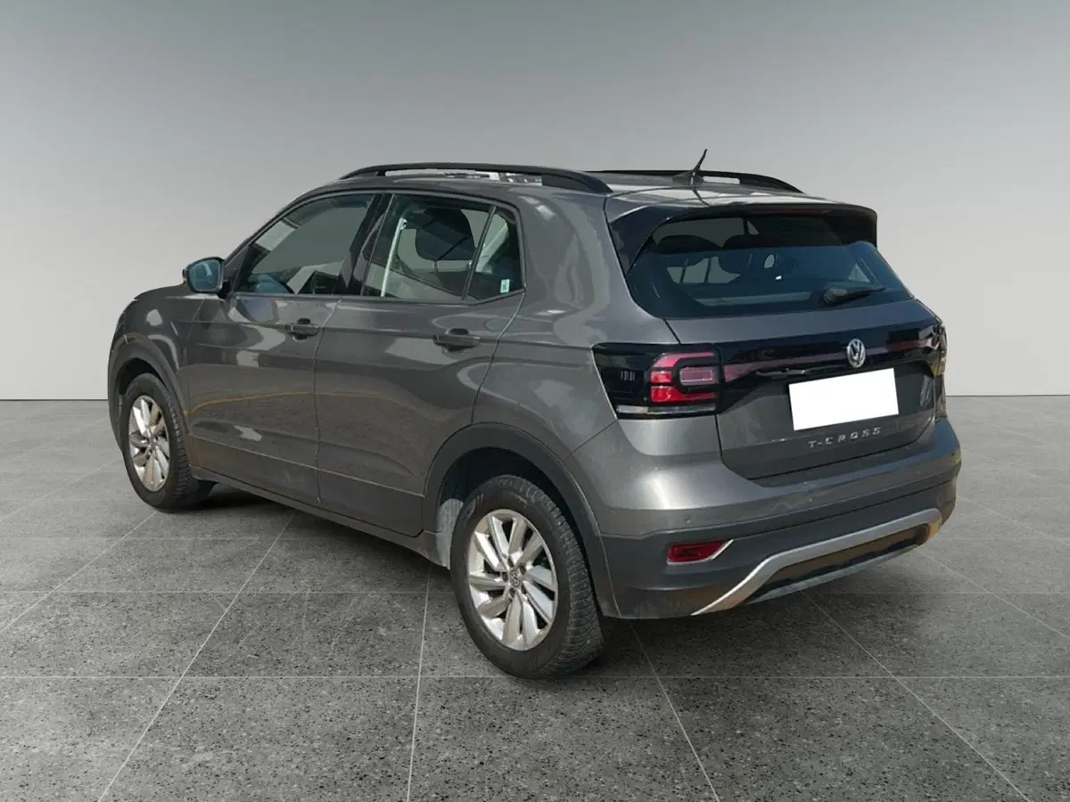 Volkswagen T-Cross usata a Roma (6)