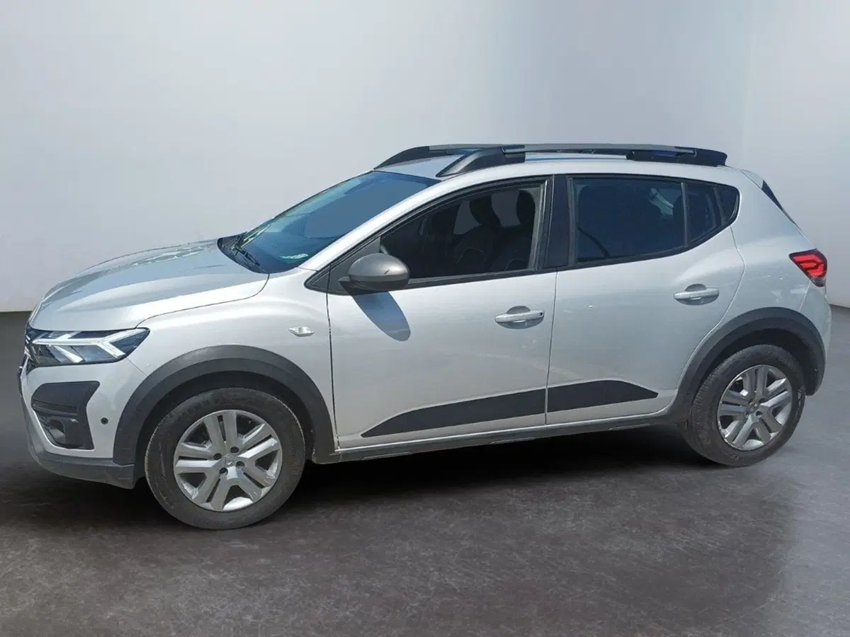 Dacia Sandero usata a Frosinone (2)