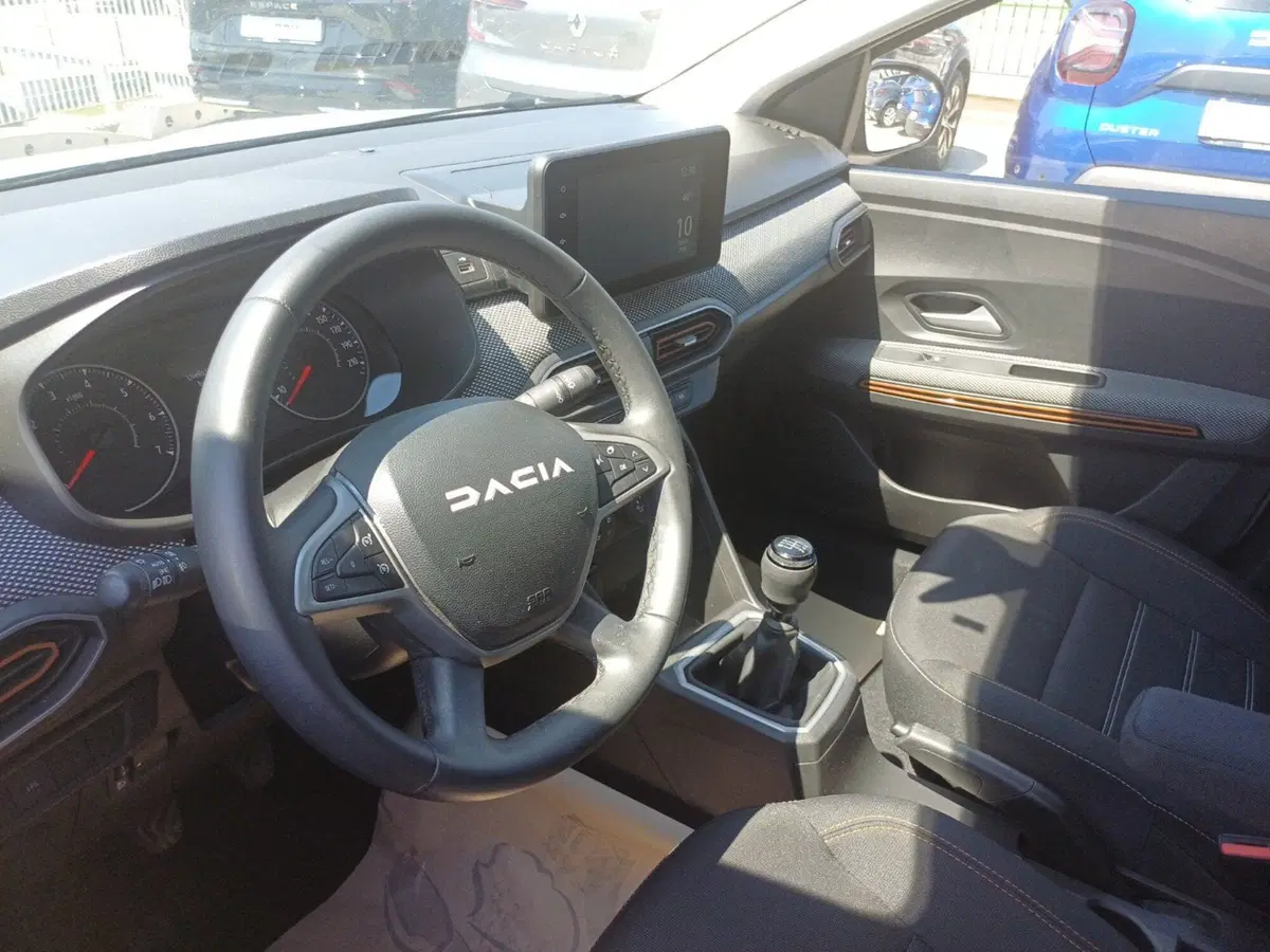 Dacia Sandero usata a Frosinone (8)