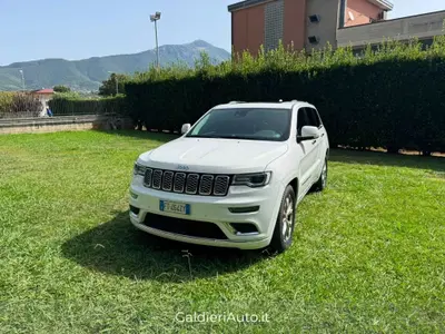 Jeep Grand Cherokee 3.0 V6 CRD 250 CV Multijet II Summit del 2019 usata a Fisciano