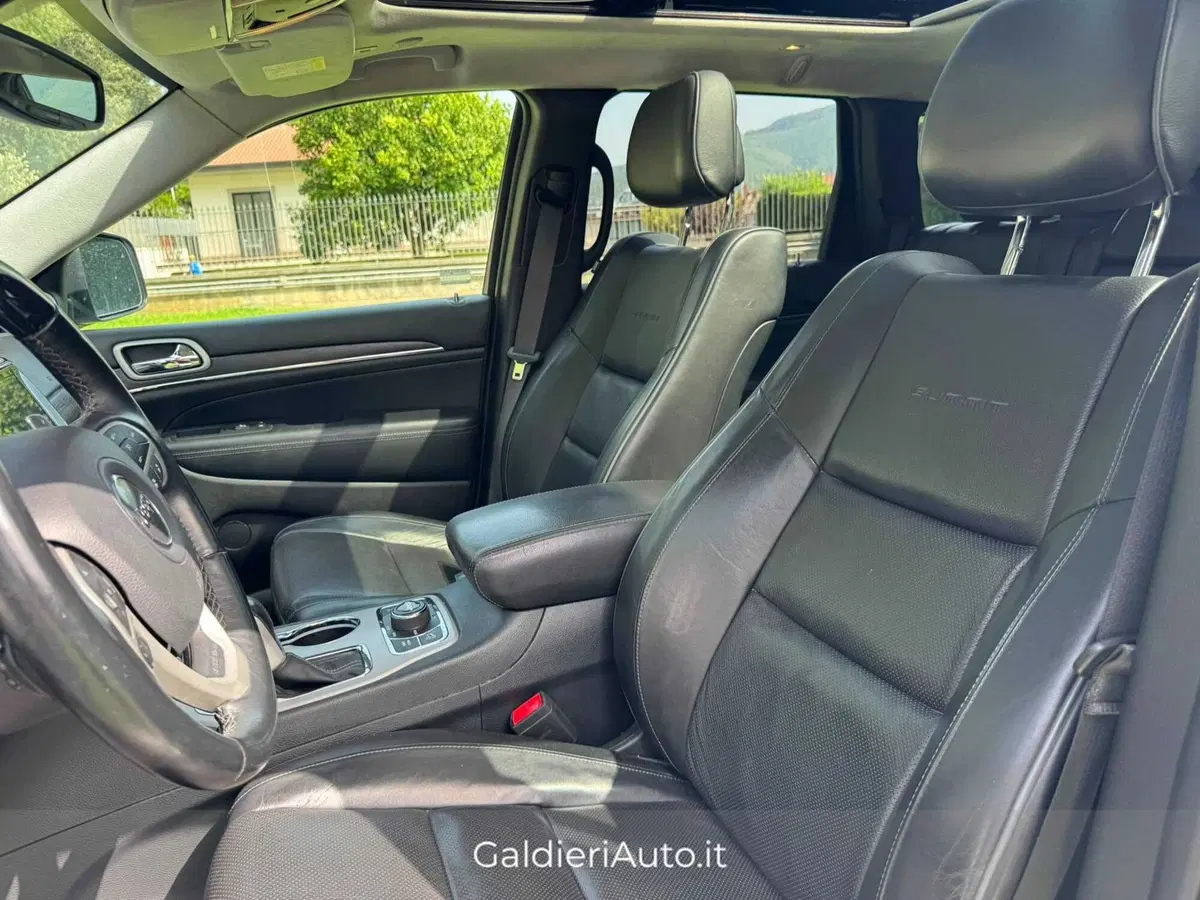 Jeep Grand Cherokee usata a Salerno (6)