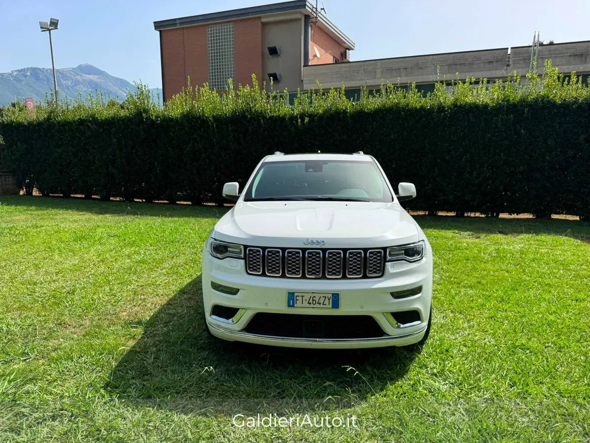 Jeep Grand Cherokee usata a Salerno (9)
