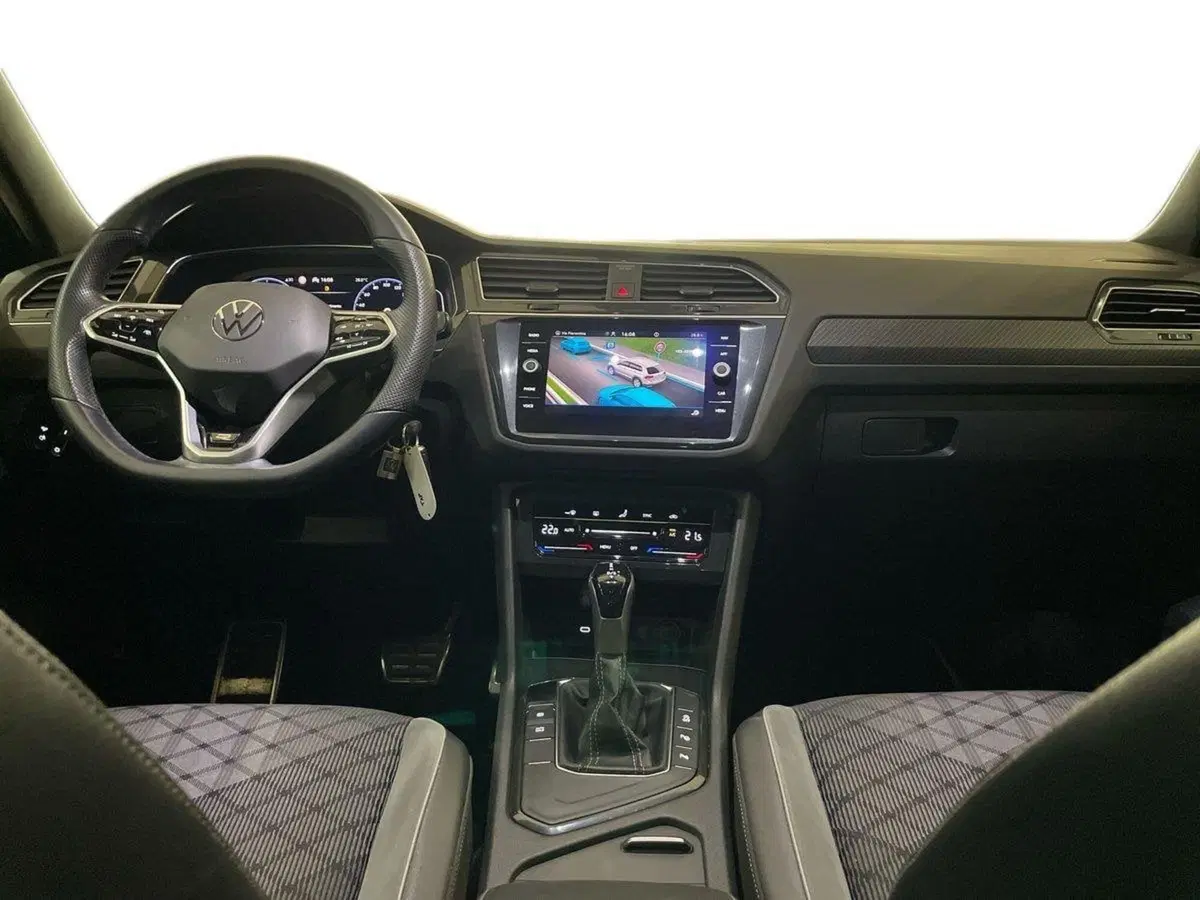 Volkswagen Tiguan usata a Prato (11)