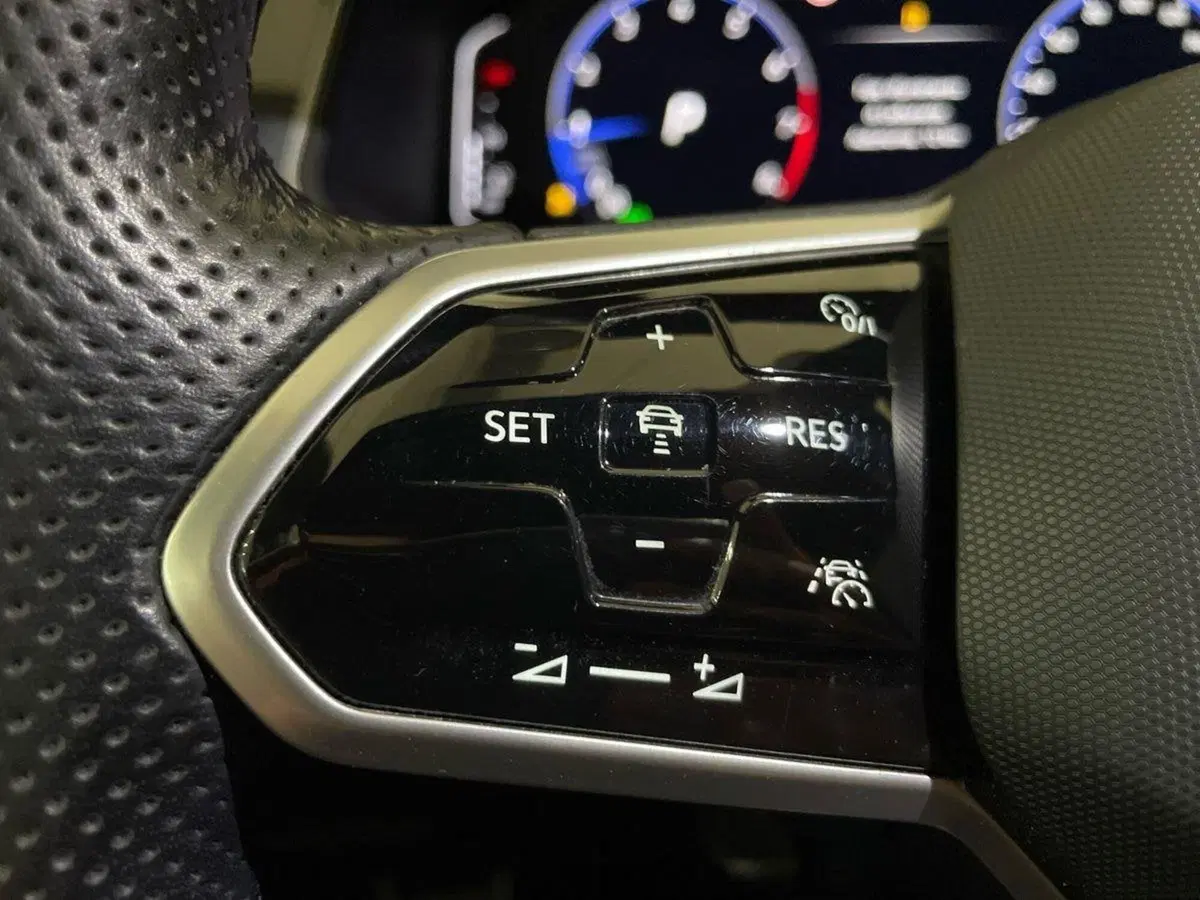 Volkswagen Tiguan usata a Prato (19)
