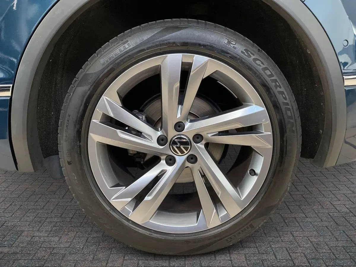 Volkswagen Tiguan usata a Prato (6)