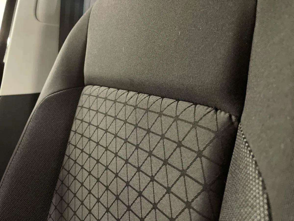 Volkswagen T-Cross usata a Prato (16)