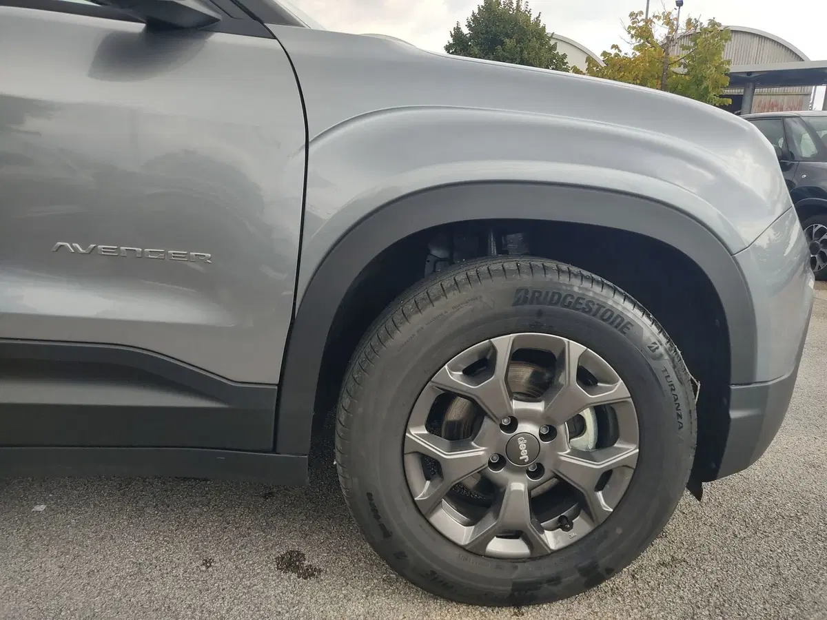 Jeep Avenger usata a Frosinone (7)