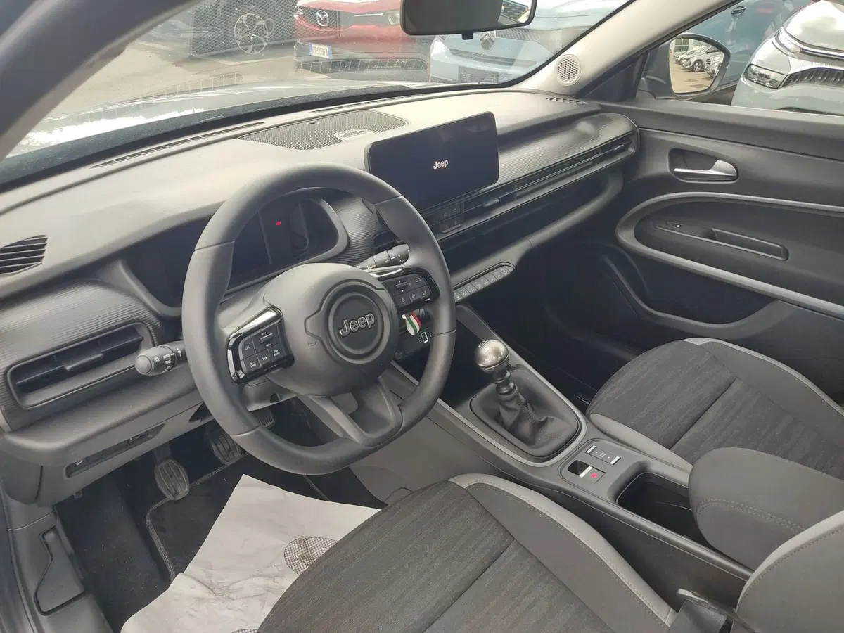 Jeep Avenger usata a Frosinone (9)