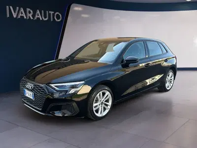 Audi A3 Sportback 35 TDI Business Advanced del 2023 usata a Arezzo