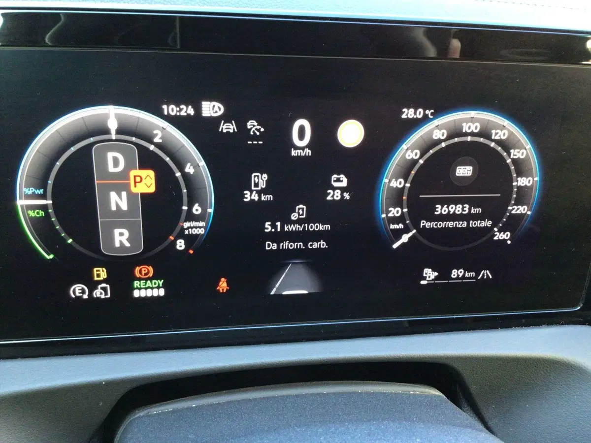 Volkswagen Tiguan usata a Genova (15)