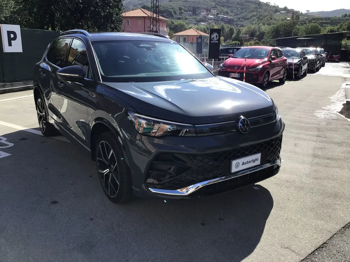 Volkswagen Tiguan usata a Genova (3)