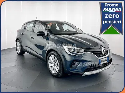 Renault Captur Full Hybrid E-Tech 145 CV Intens del 2022 usata a Milano