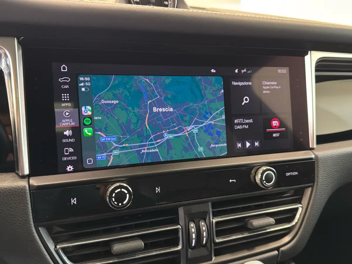 Porsche Macan usata a Brescia (11)