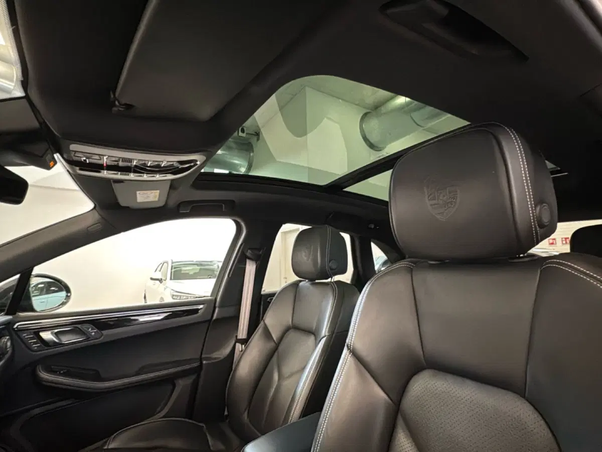 Porsche Macan usata a Brescia (14)