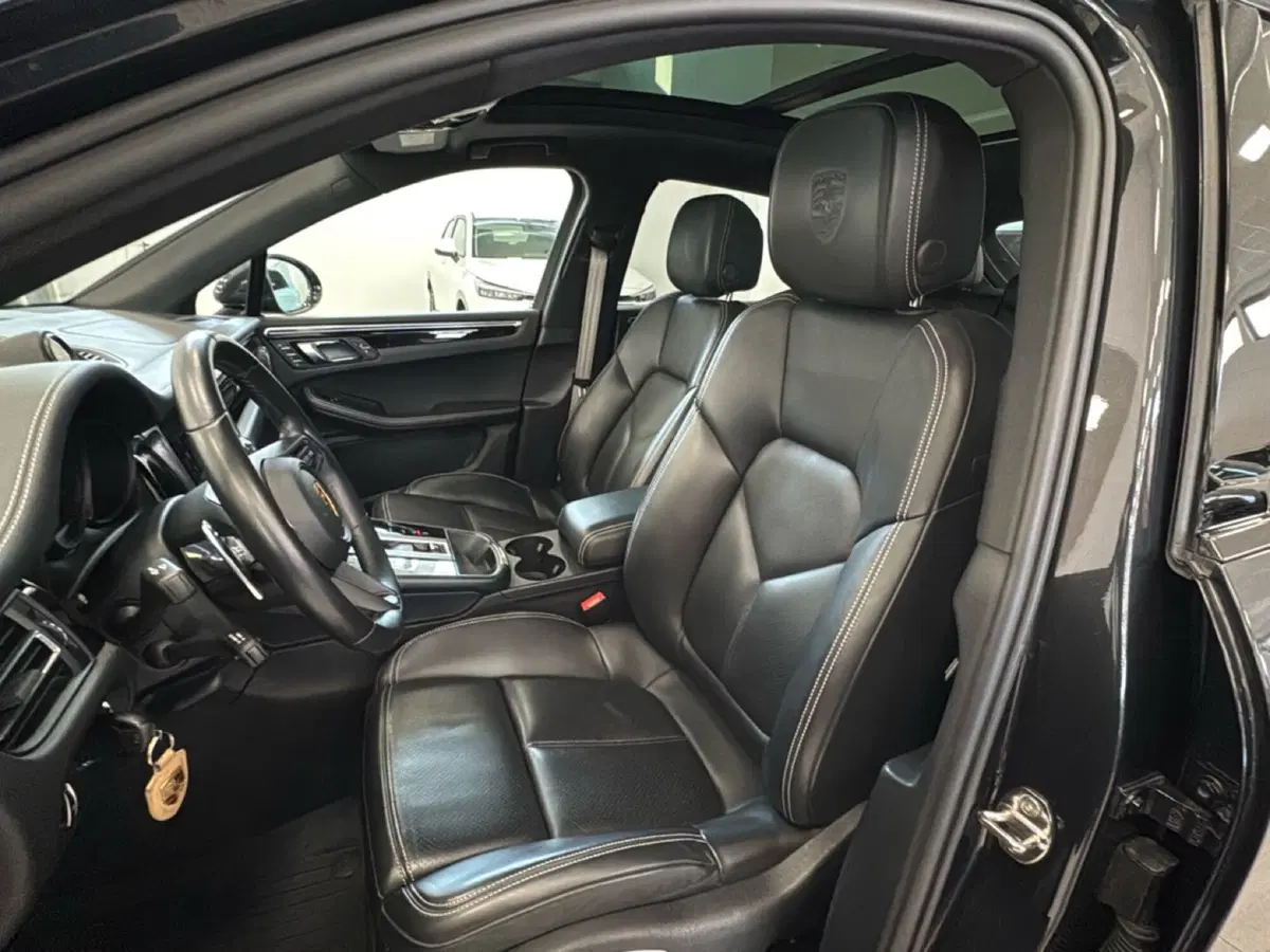 Porsche Macan usata a Brescia (7)