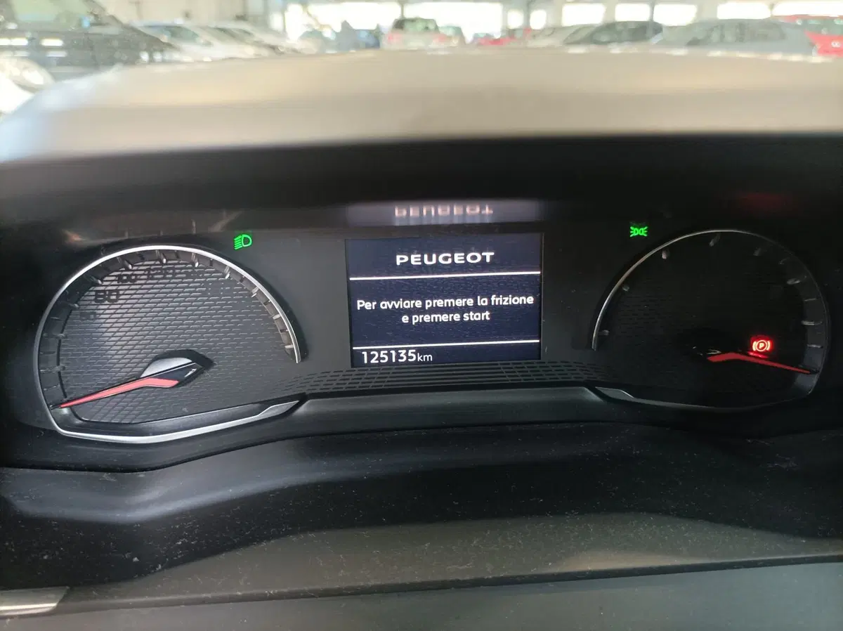 Peugeot 2008 usata a Brescia (13)