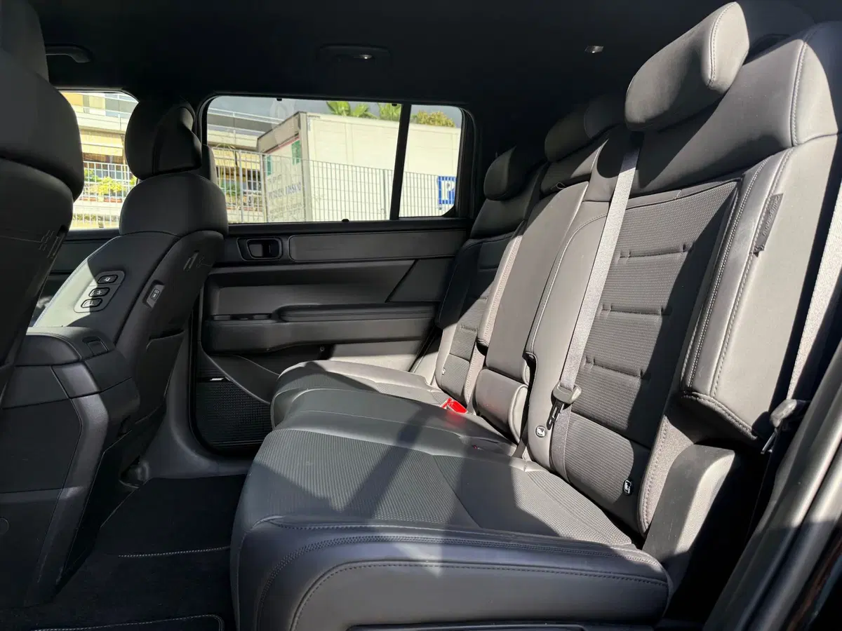 Hyundai Santa Fe usata a Massa-Carrara (11)