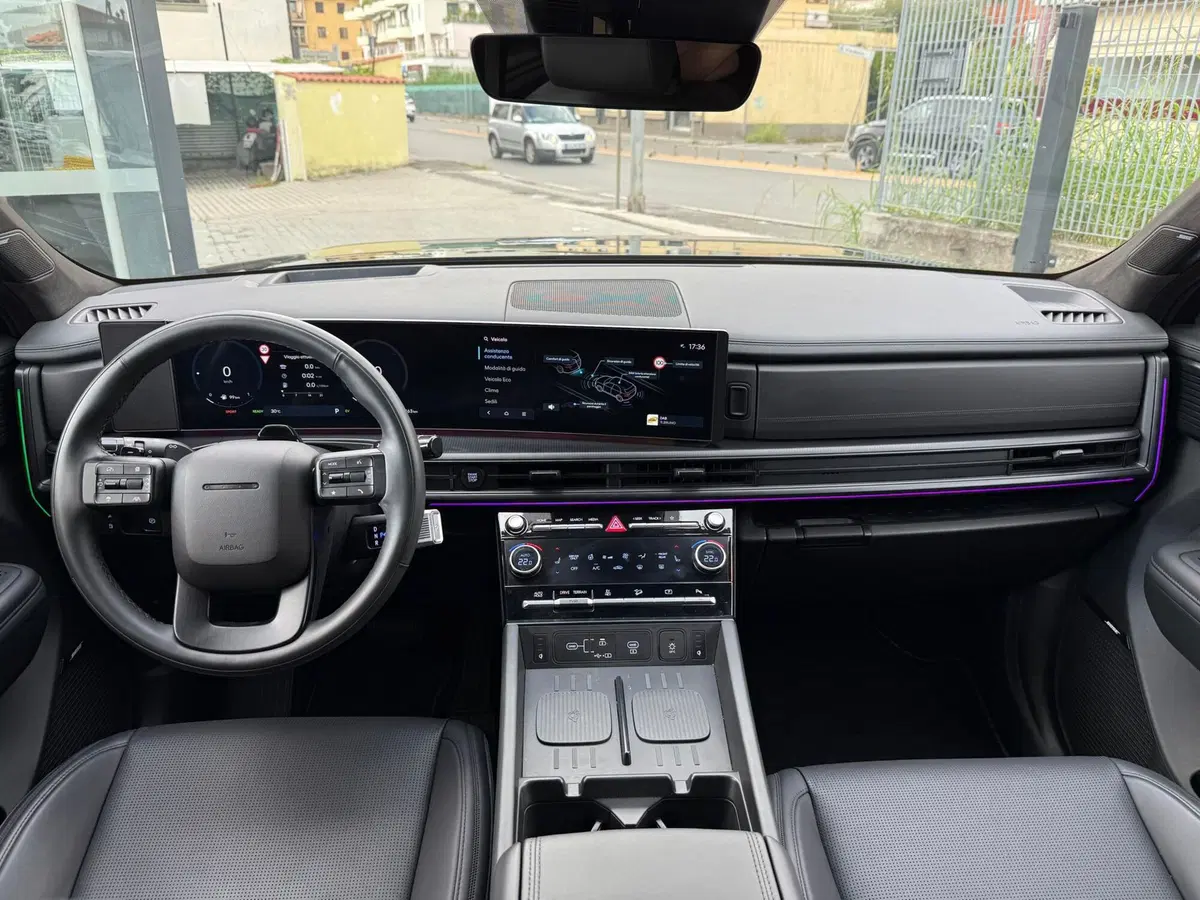 Hyundai Santa Fe usata a Massa-Carrara (6)