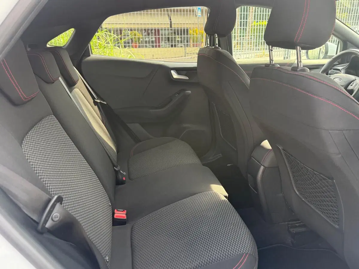 Ford Puma usata a Massa-Carrara (13)