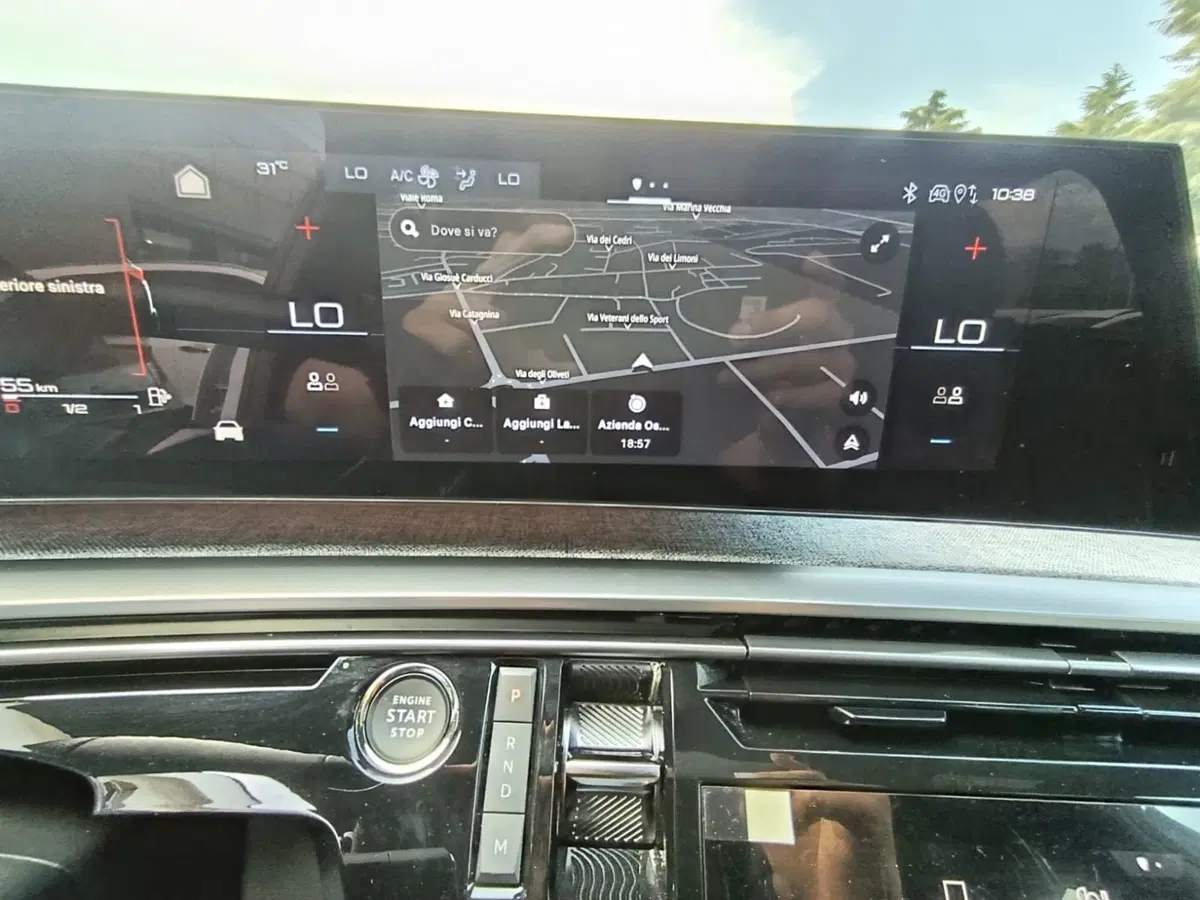 Peugeot 5008 usata a Massa-Carrara (11)