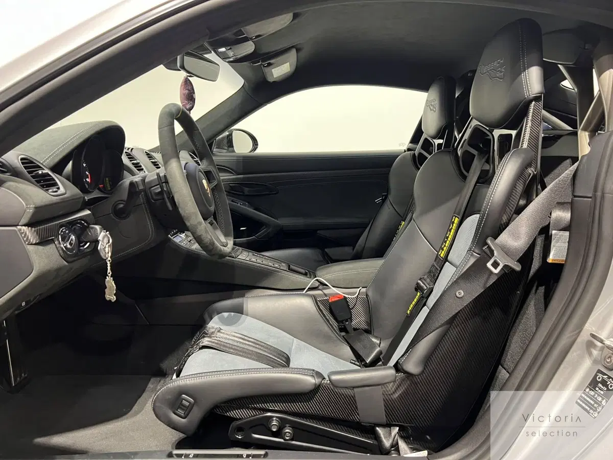 Porsche 718 Cayman  usata a Brescia (7)